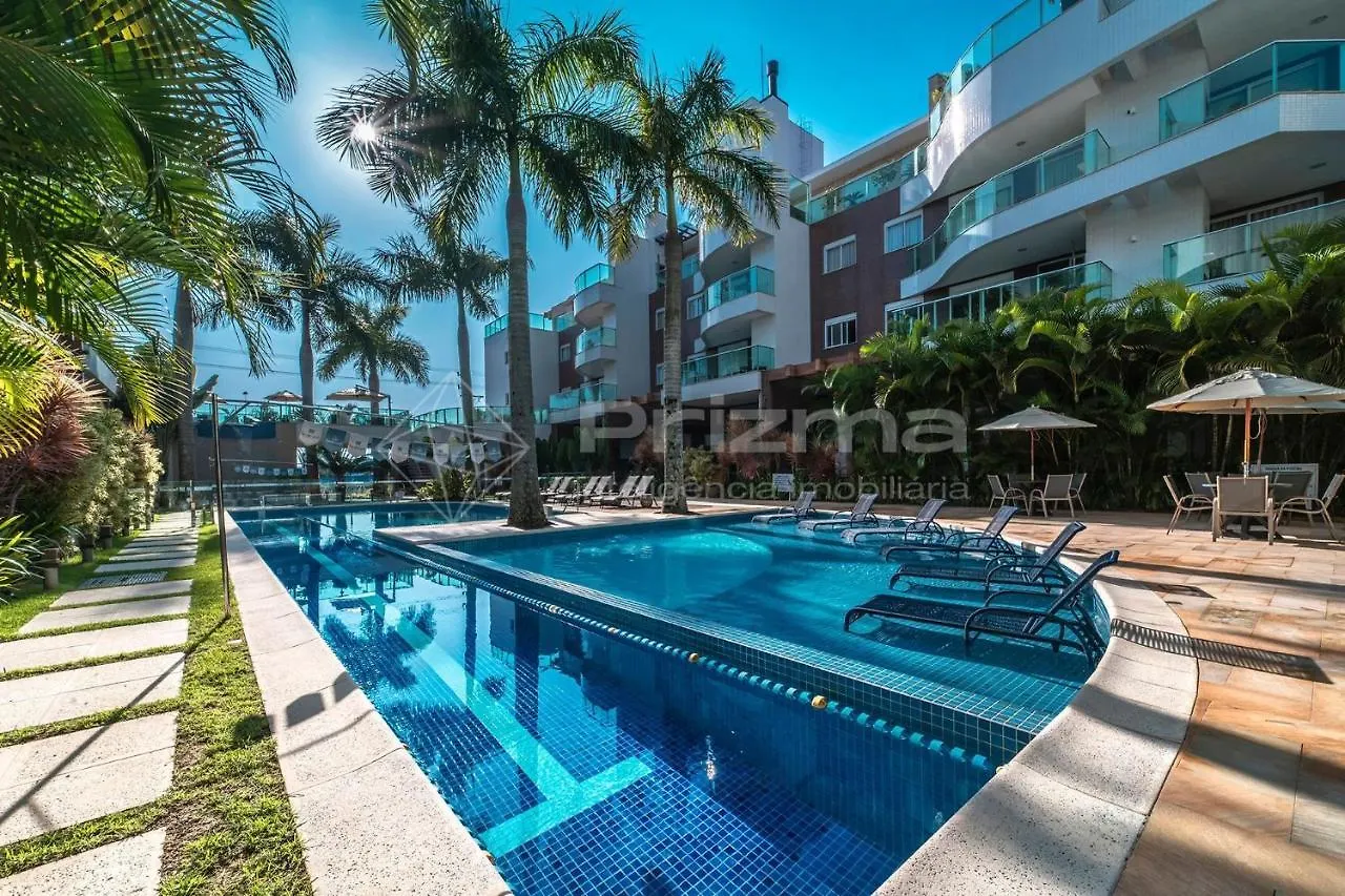 Boulevard 123: Elegant 3-Bedroom Apartment with Heated Pool in Central Bombinhas Beach Brazil