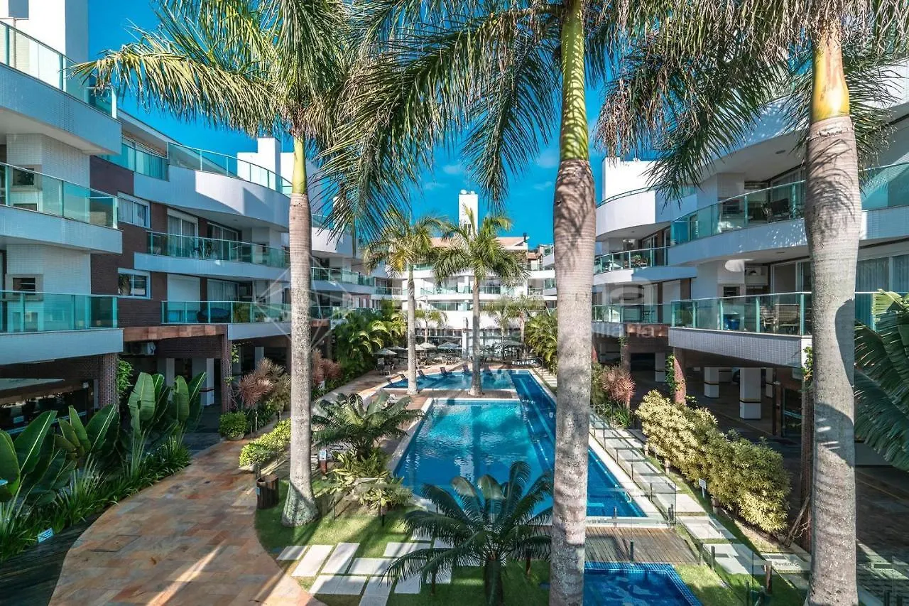 Boulevard 123: Elegant 3-Bedroom Apartment with Heated Pool in Central Bombinhas Beach Brazil