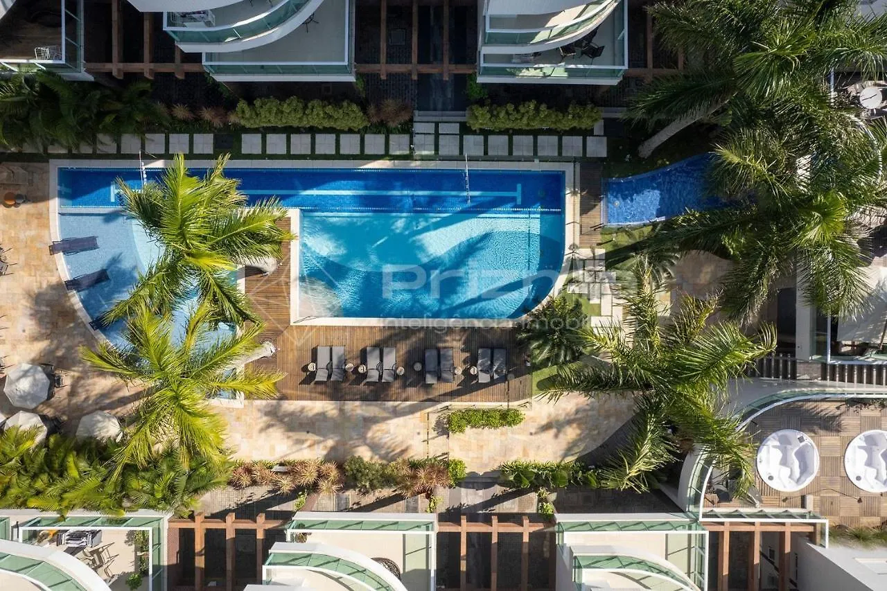 Boulevard 123 D - Apartamento com 3 dormitórios em elegante condomínio com piscina aquecida na praia do centro de Bombinhas