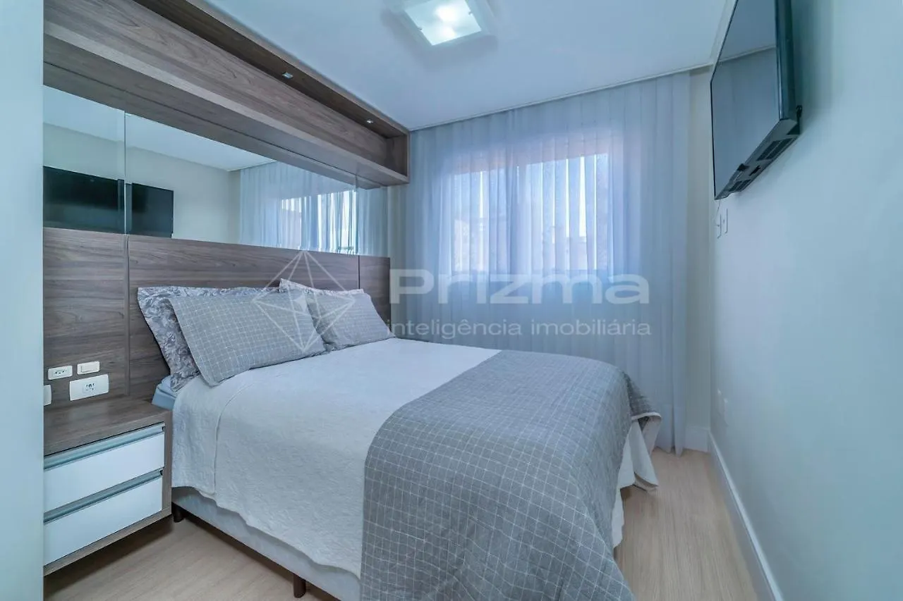 Boulevard 123 D - Apartamento com 3 dormitórios em elegante condomínio com piscina aquecida na praia do centro de Bombinhas