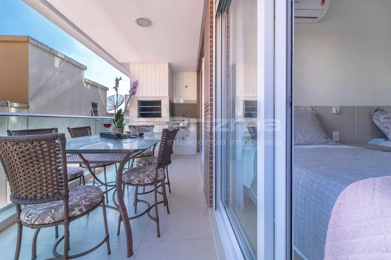 Boulevard 123 D - Apartamento com 3 dormitórios em elegante condomínio com piscina aquecida na praia do centro de Bombinhas