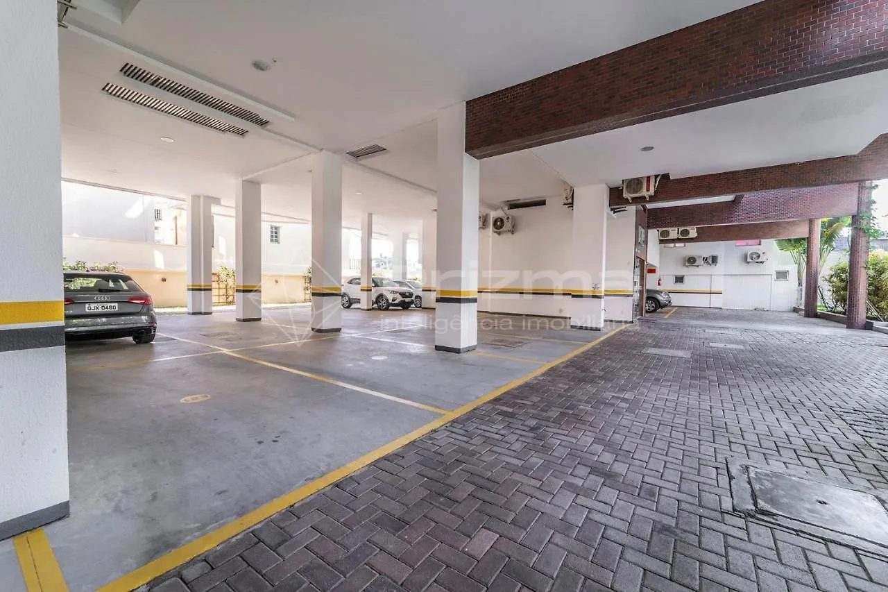 Boulevard 123 D - Apartamento com 3 dormitórios em elegante condomínio com piscina aquecida na praia do centro de Bombinhas 0*,